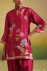 floral print of shimmer tissue