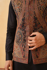 Black Kaani Jacquard Jacket with Kurta & Pant- Inchingindia
