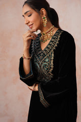 Aafreen Black Velvet Embroidered Set