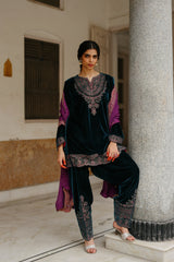 Blue Velvet Embroidered kurta Set with Wine Dupatta