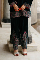 Blue Velvet Embroidered kurta Set with Wine Dupatta