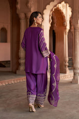 Jashn Wine Hand Embroidered Farshi Set, wine hand embroidered kurta with farshi and organza dupatta, image 3 of 13