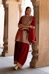 Jashn Gold Maroon Tissue Embroidered Farshi Set, gold maroon tissue kurta with modal farshi and organza dupatta, image 10 of 11