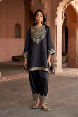 Jashn Black Embroidered Salwar Set with Wine Dupatta, black paisley embroidered kurta salwar with wine organza dupatta, image 10 of 13