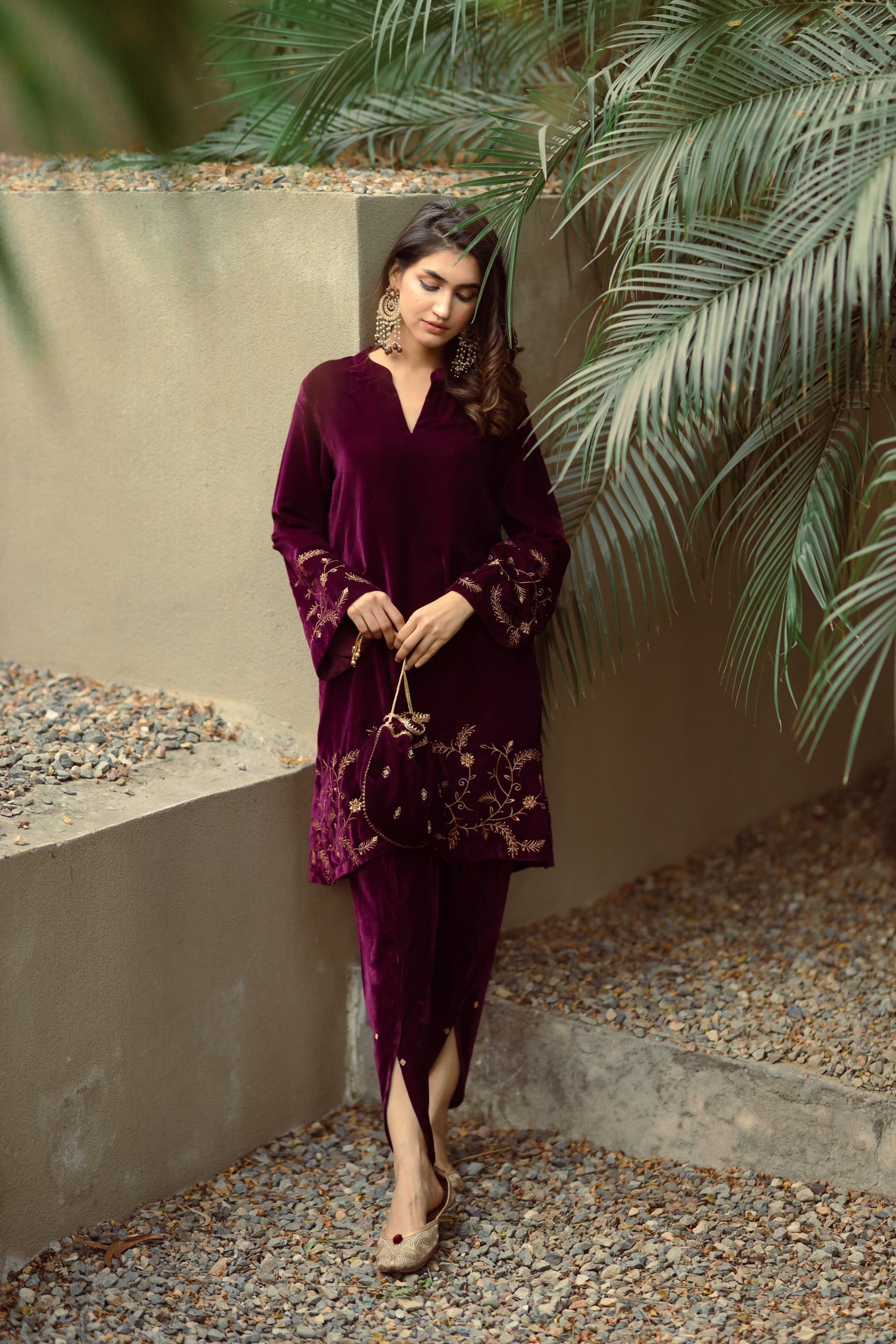 Velvet shirt designs on sale pakistani