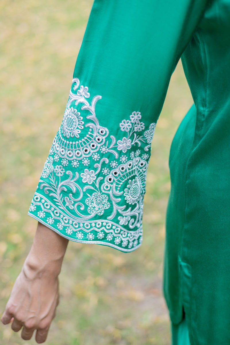 Emerald Green Embroidered Farshi Salwar Set