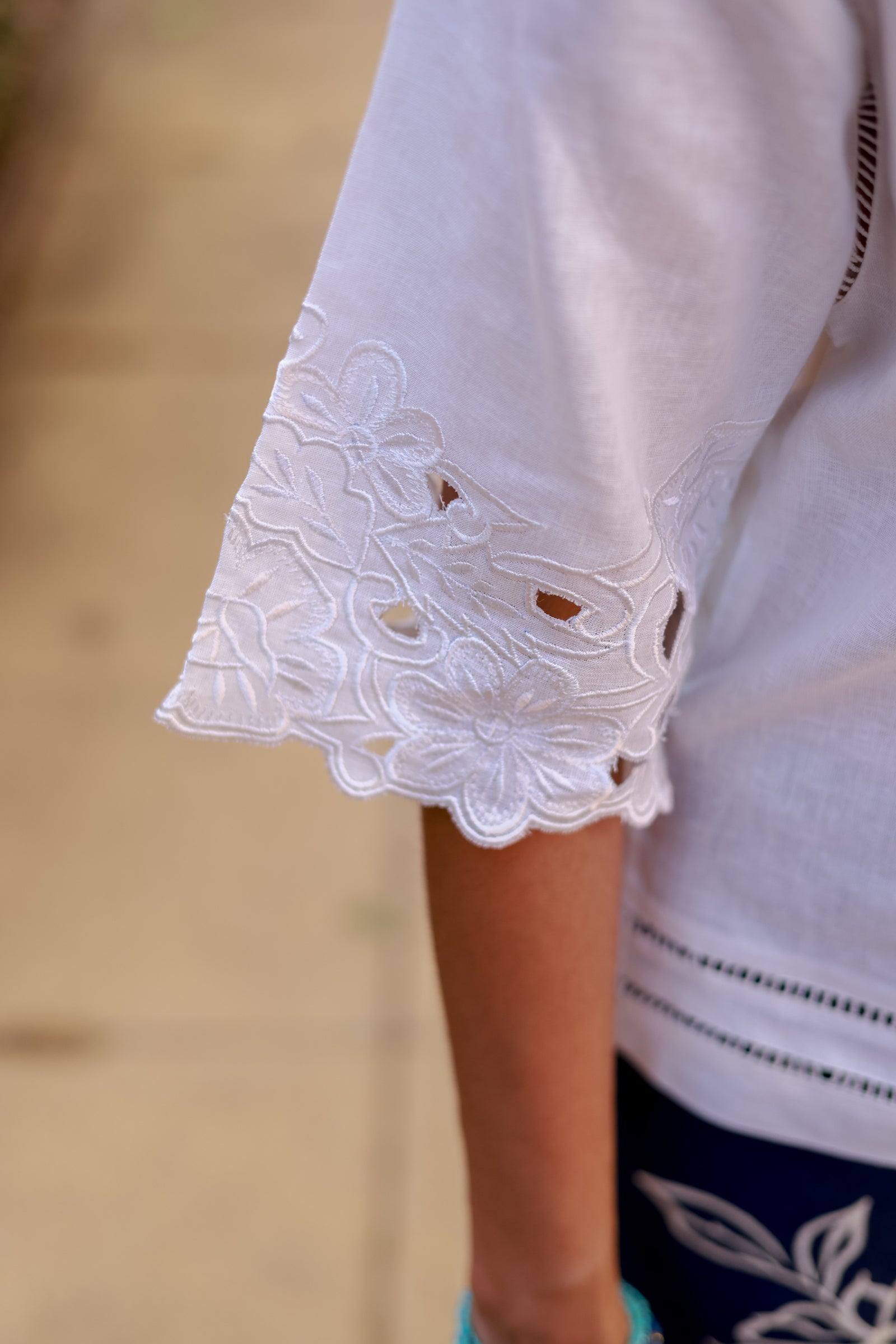 パンツ louren cutwork embroidery pant white M louren cutwork embroidery pant white M Premium Wide Ice White