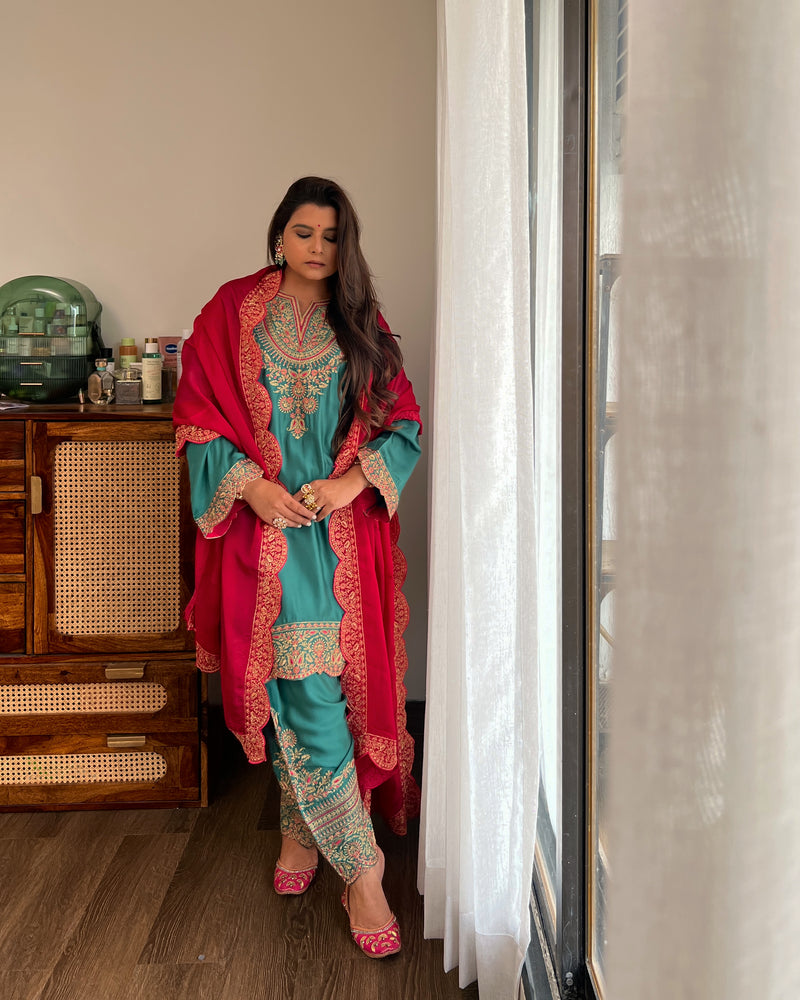Green Embroidered Set with Contrast Dupatta | Festive Suit Set INCHING INDIA Green Embroidered Set with Contrast Dupatta | Festive Suit Set INCHING INDIA