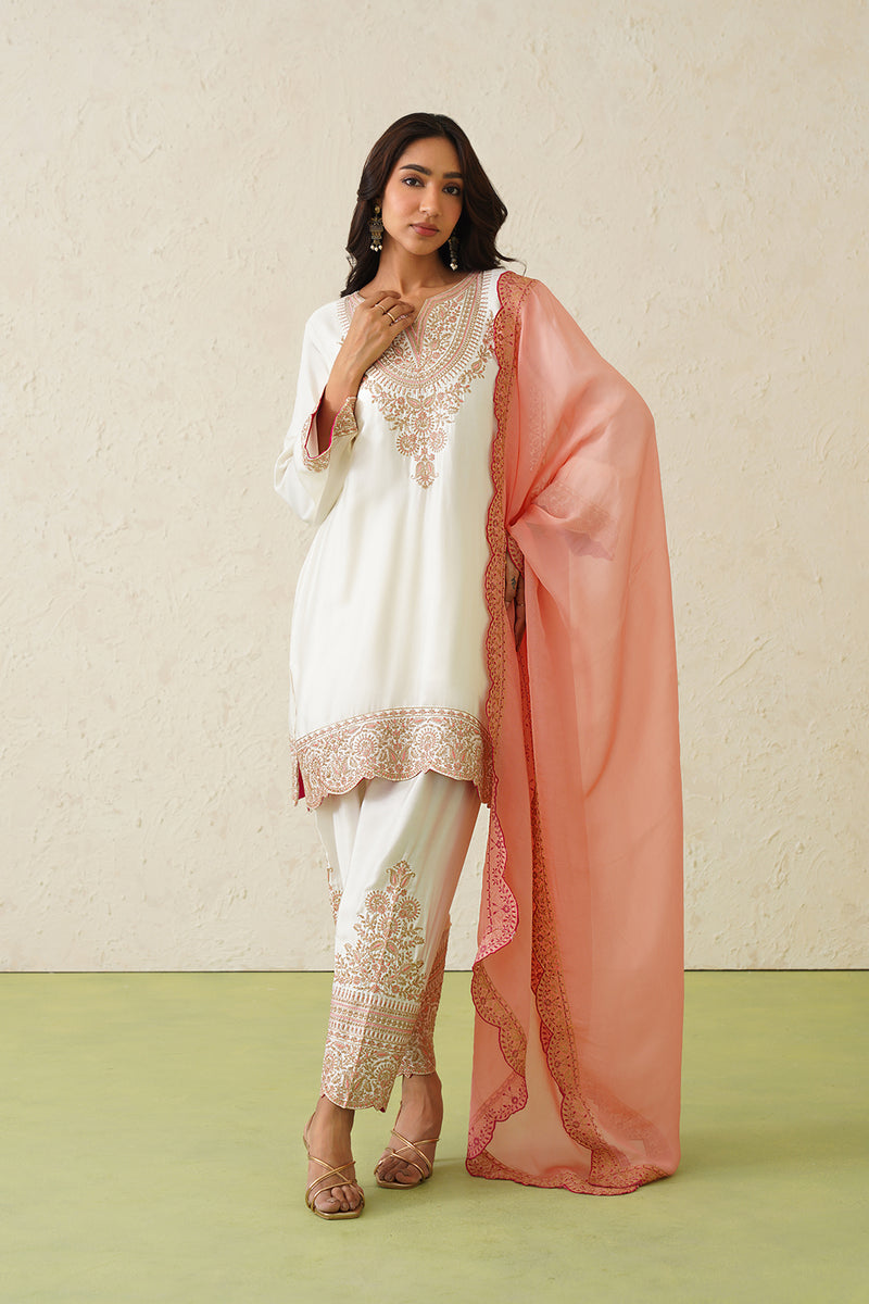 Noor Cream Embroidered Set with Organza Dupatta- Inchingindia