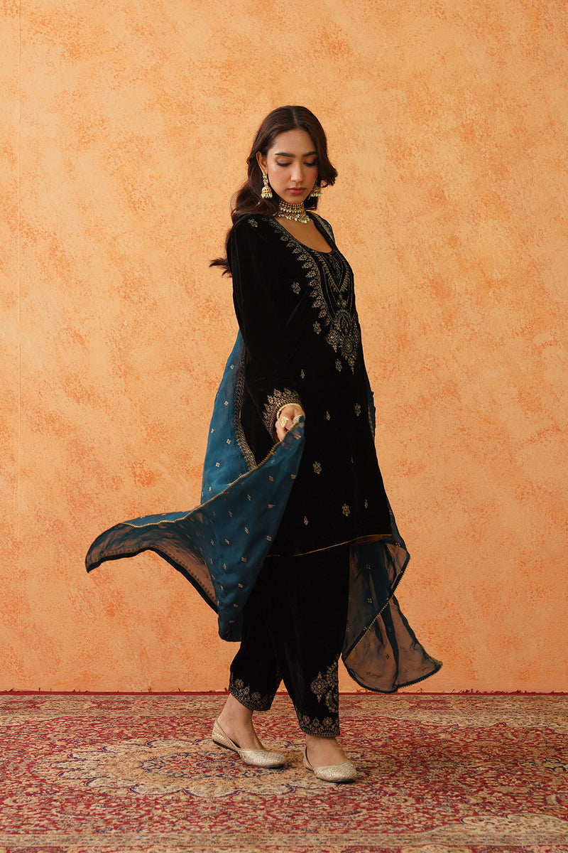 Black Velvet Embroidered Suit with Teal Contrast Dupatta