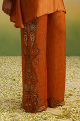 wide legged pant of paisley print coord set