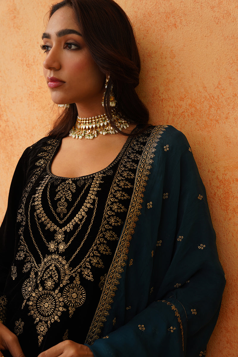 Black Velvet Embroidered Suit with Teal Contrast Dupatta