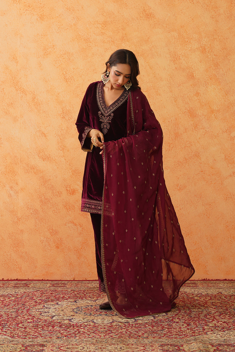  Safar Beautiful Wine Velvet Suit With Dupatta-Inching India