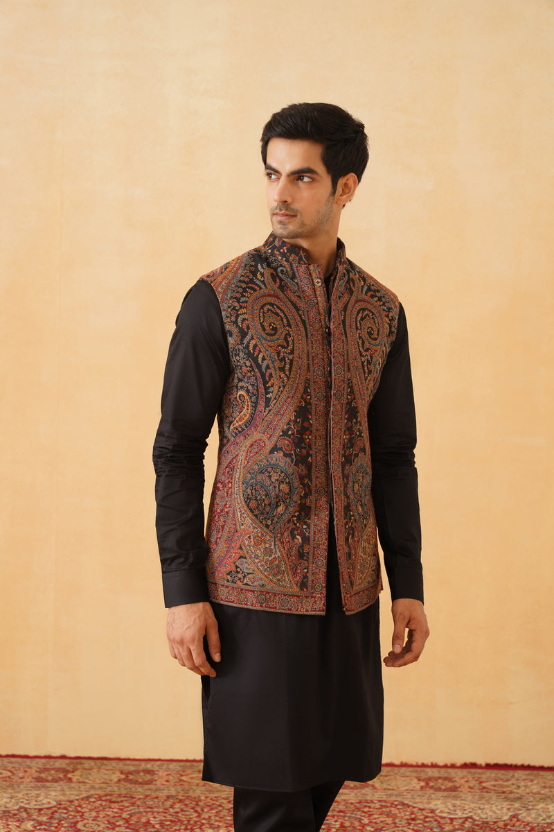 Black Kaani Jacquard Jacket with Kurta & Pant- Inchingindia