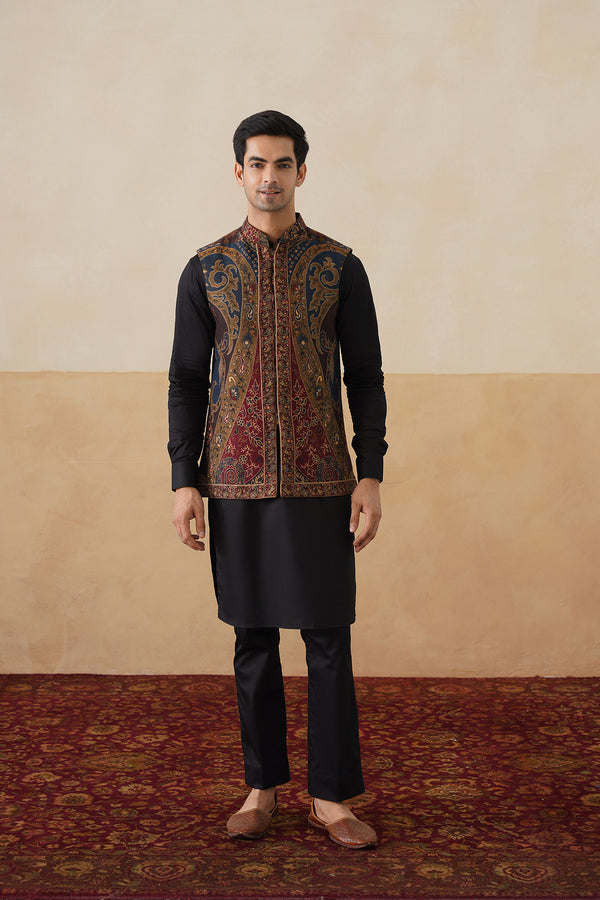 Meher Kaani Jacquard Jacket with Kurta & Pant