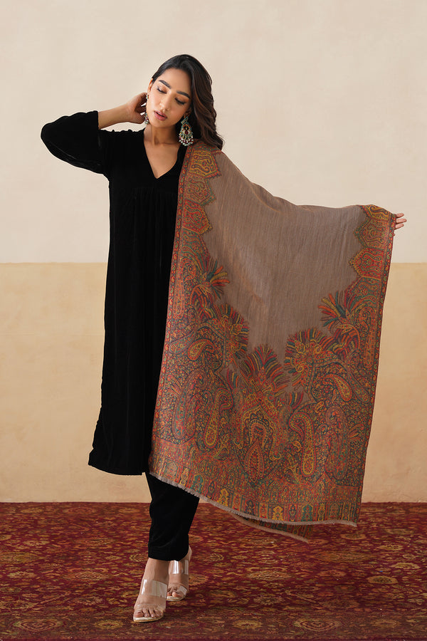 Vintage Motif Zari Shawl For Women