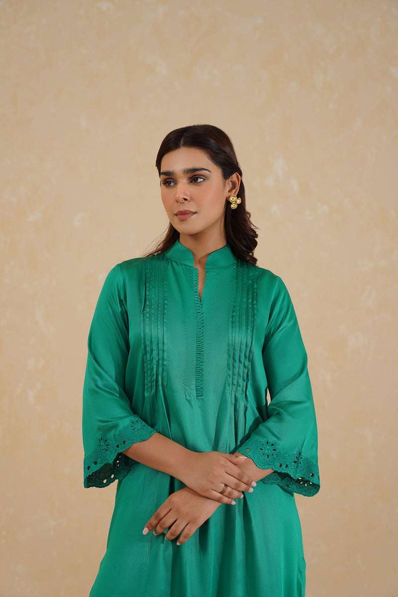 Emerald Green Embroidered Dhoti Set- Inchingindia