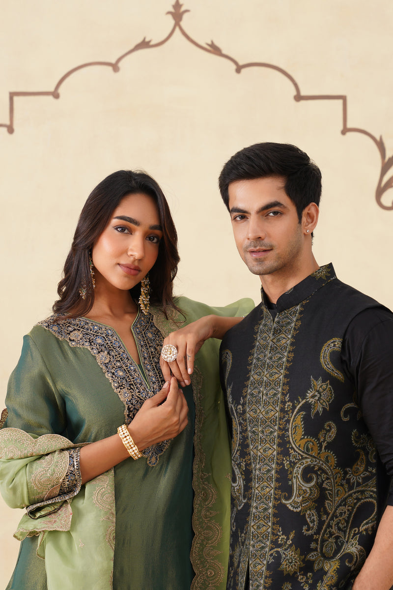 Green Crush Tissue Hand Embroidered Set with Organza Dupatta-Inching India 