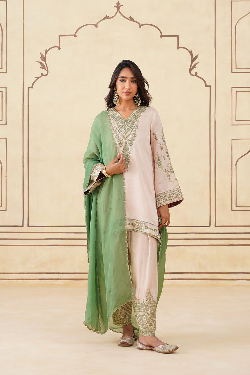 Old Lace Embroidered Set with Green Organza Dupatta