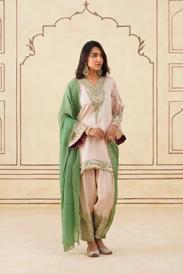 Old Lace Embroidered Set with Green Organza Dupatta