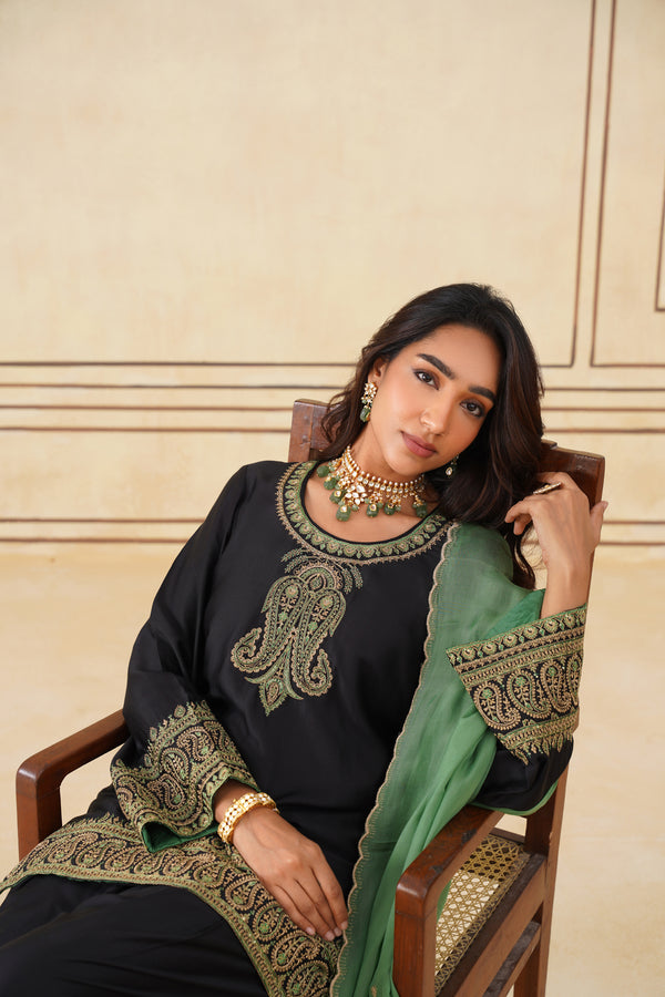 Black Embroidered Set with Green Organza Dupatta-Inching India 