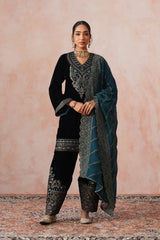 Aafreen Black Velvet Embroidered Set