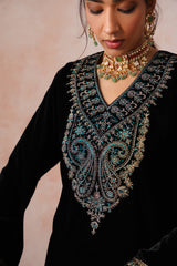 Aafreen Black Velvet Embroidered Set