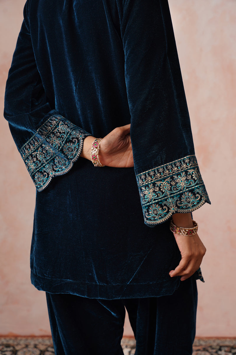 Aafreen Teal Blue Velvet Embroidered Set