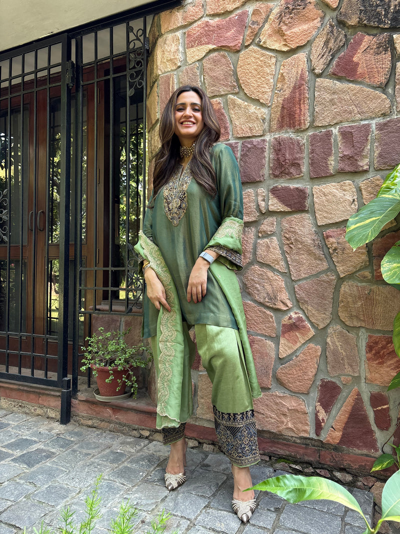 Green Crush Tissue Hand Embroidered Set with Organza Dupatta