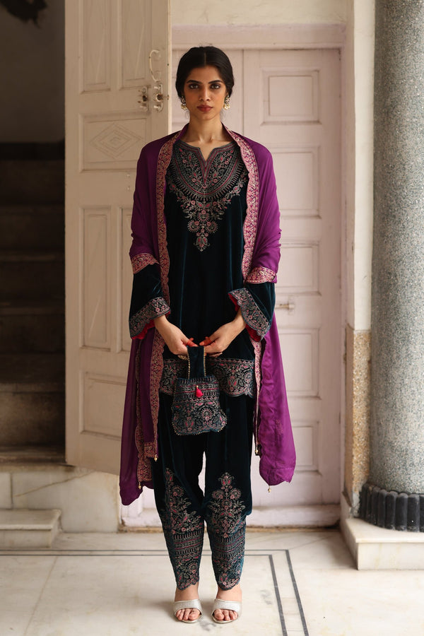 Blue Velvet Embroidered kurta Set with Wine Dupatta