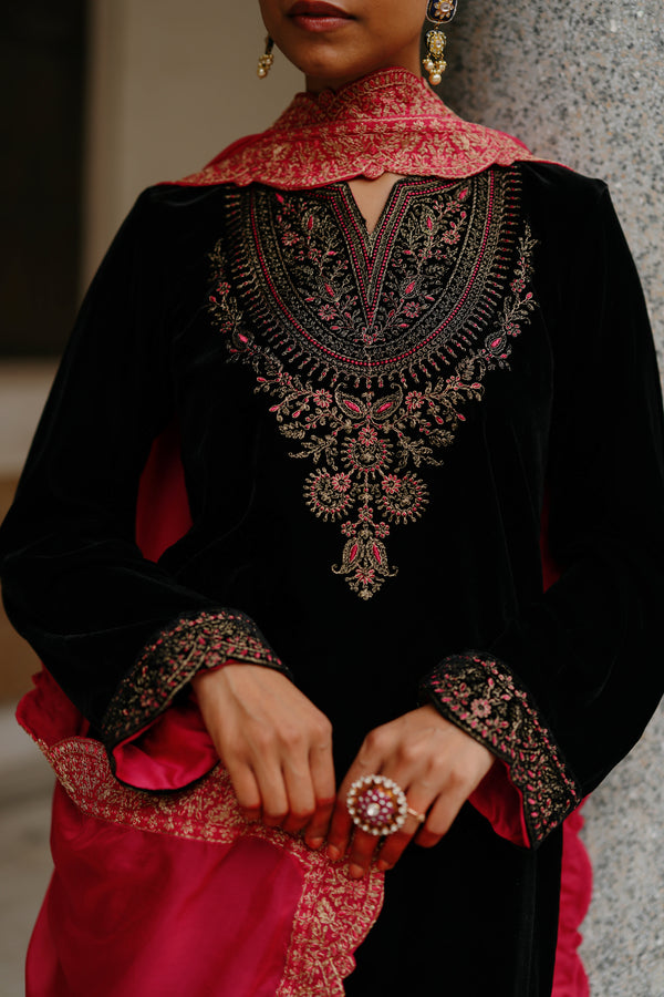 Black Velvet Suit Set with Contrast Pink Dupatta -Inching India 