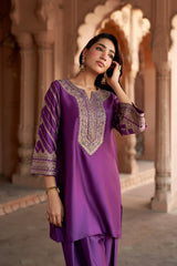 Jashn Wine Hand Embroidered Farshi Set, wine hand embroidered kurta with farshi and organza dupatta, image 5 of 13