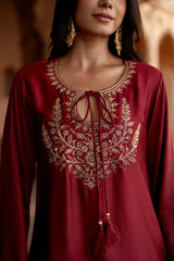 Jashn Maroon Embroidered Brocade Farshi Set, maroon embroidered kurta with brocade farshi and organza dupatta, image 3 of 12