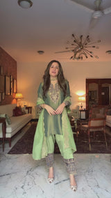 Green Crush Tissue Hand Embroidered Set with Organza Dupatta