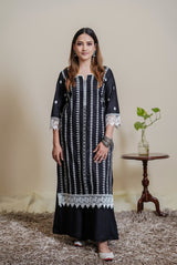 BLACK EMBROIDERED KURTA SET