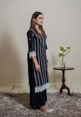 BLACK EMBROIDERED KURTA SET